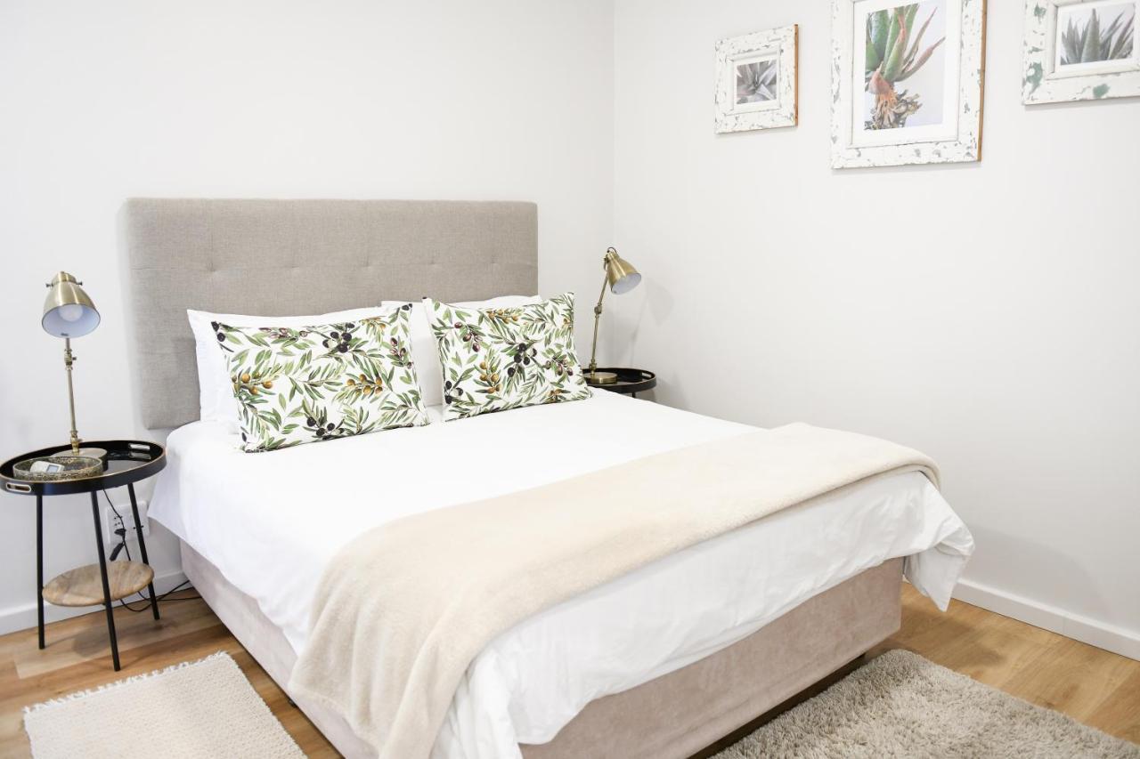 Four Palms Accommodation Durbanville Exteriör bild